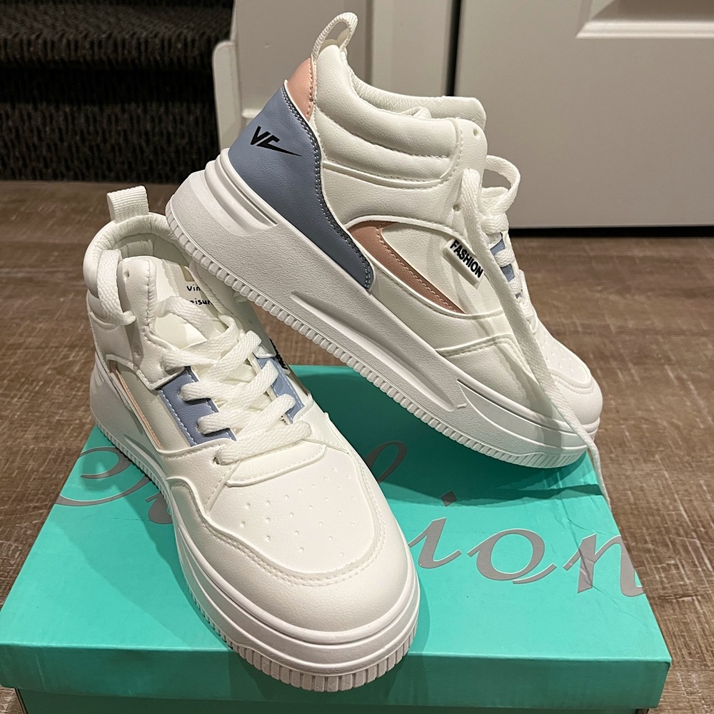 NWOT Colorblock High Top Sneakers